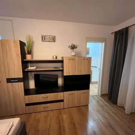 Focus Hun 2 Apartment Miercurea Ciuc Exterior photo