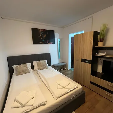 Focus Hun 2 Apartment Miercurea Ciuc Exterior photo
